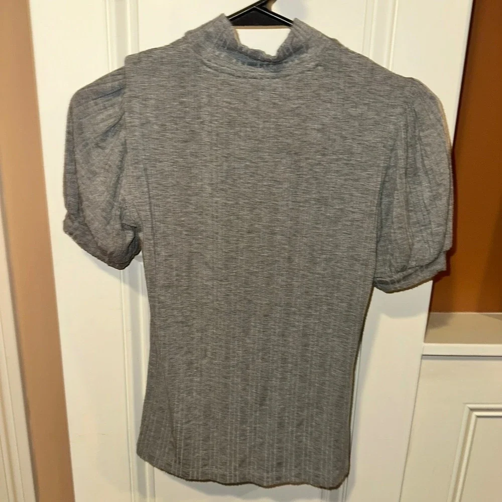 Women Philosophy Republic Clothing Grey size XS Ribbed Mock Neck Puff Sleeve Top